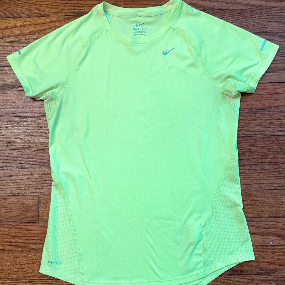 Nike Women's Dri-Fit Top - Lime Green